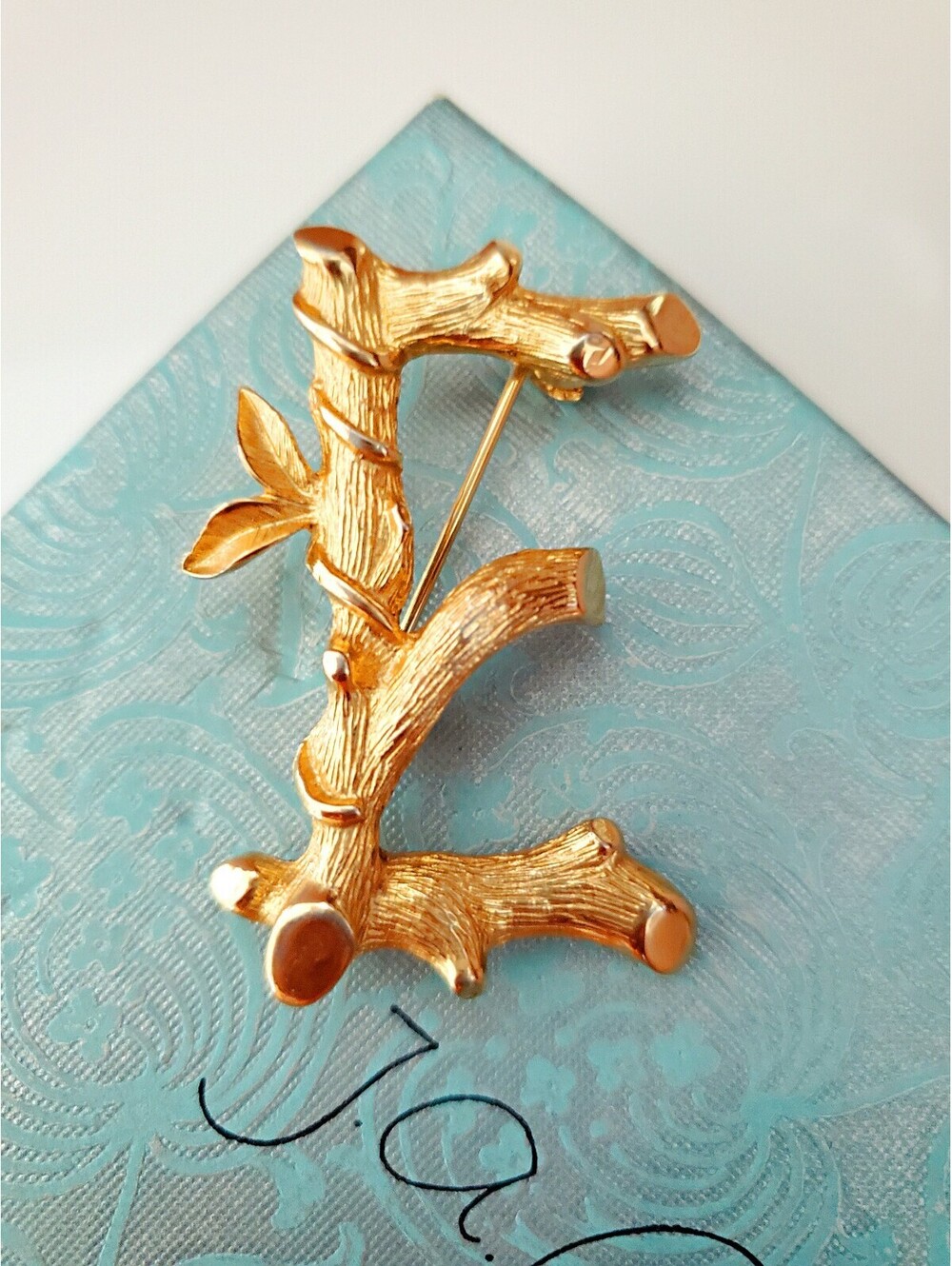 Vintage Sarah Coventry Letter E Brushed Gold-tone Branch Brooch